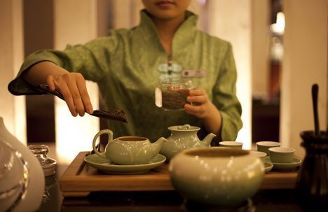 品茗养生：茶香四溢降血压秘籍