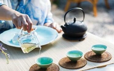 茶叶解酒功效：真相揭秘，真的能解酒吗？